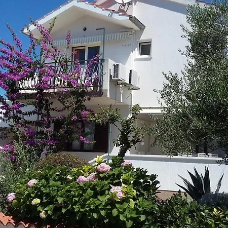 Apartment 612-3 Vodice
